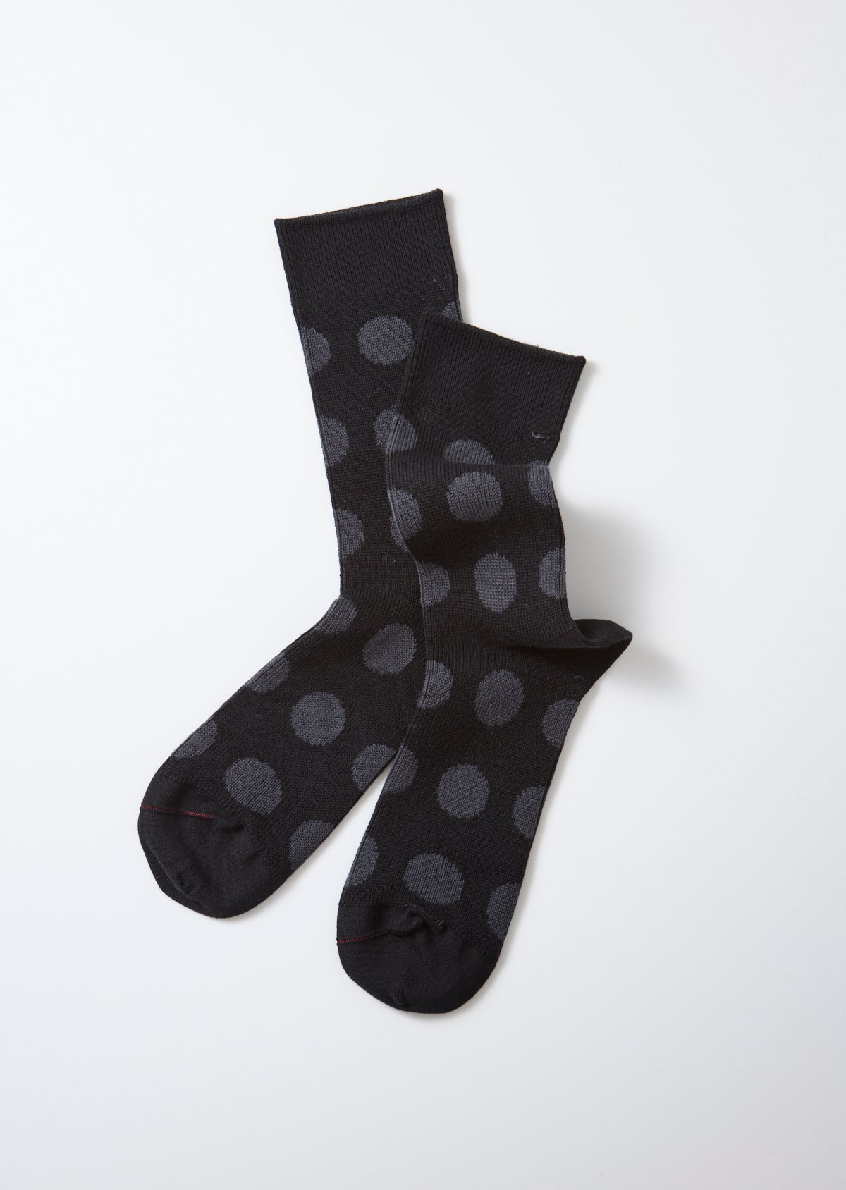 BLACK / CHARCOAL