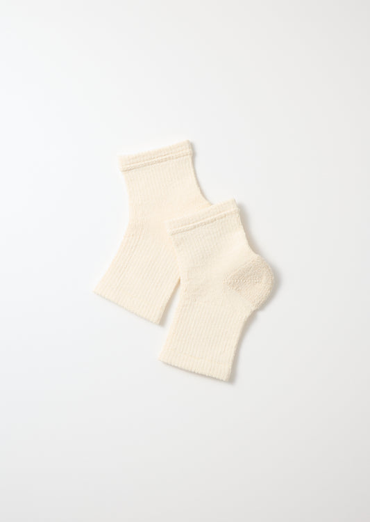 RAW WHITE