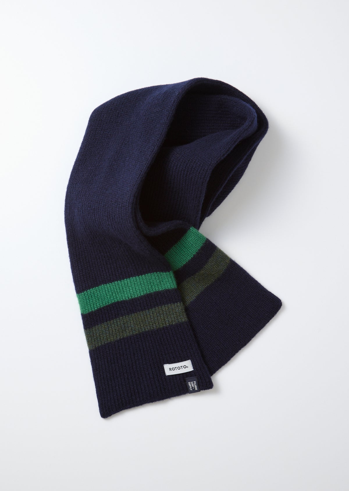 NAVY × GREEN